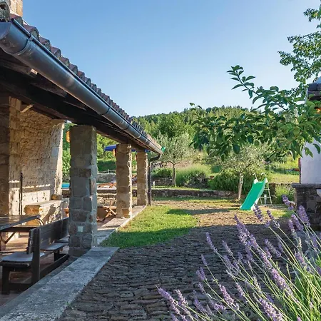 Awesome In With Kitchen Grožnjan