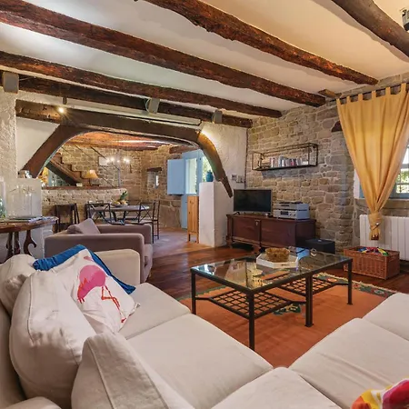 Holiday home Awesome In With Kitchen *