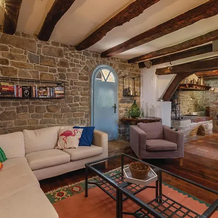 Awesome In With Kitchen Holiday home
